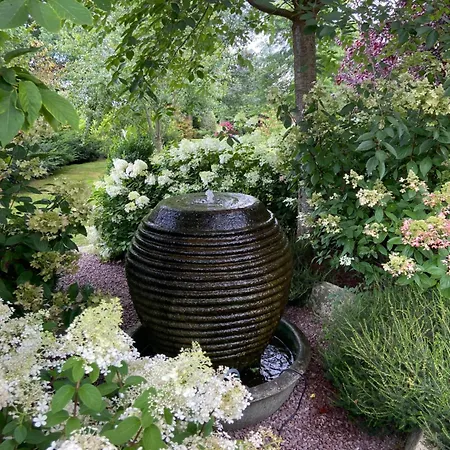 Cote Jardin *